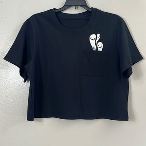 Black cropped graphic Tee women’s size XL